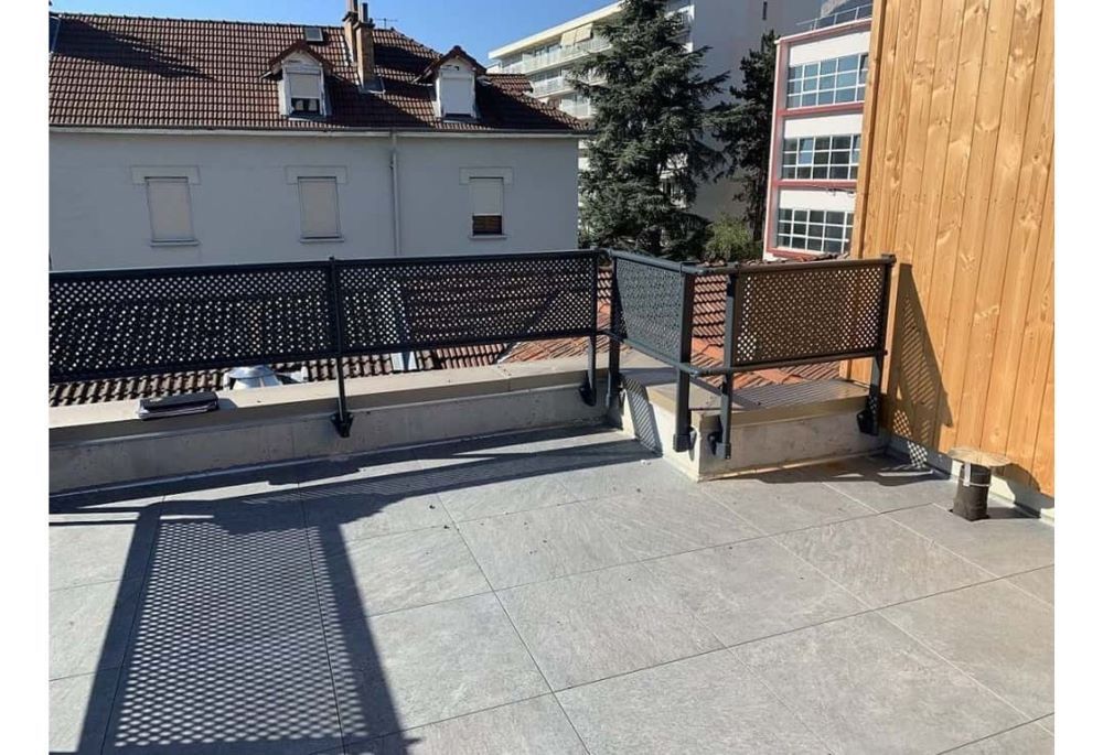 Pare vue terrasse en aluminium