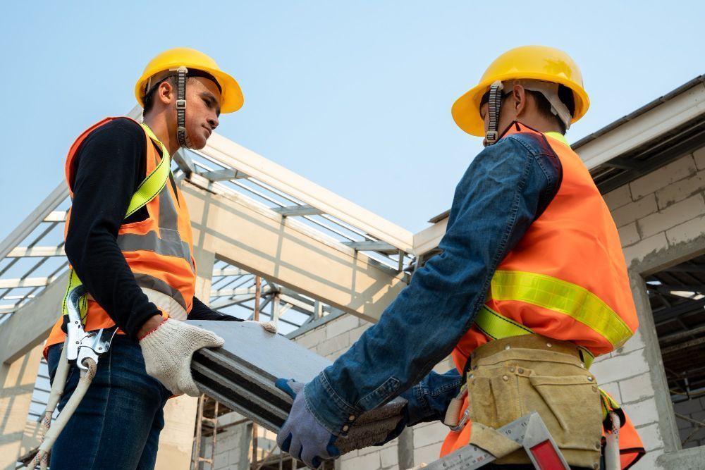 ouvriers sur un chantier